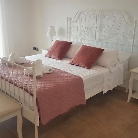 5 Bedrooms Private House 300M From Beach Рокетас-де-Мар Экстерьер фото