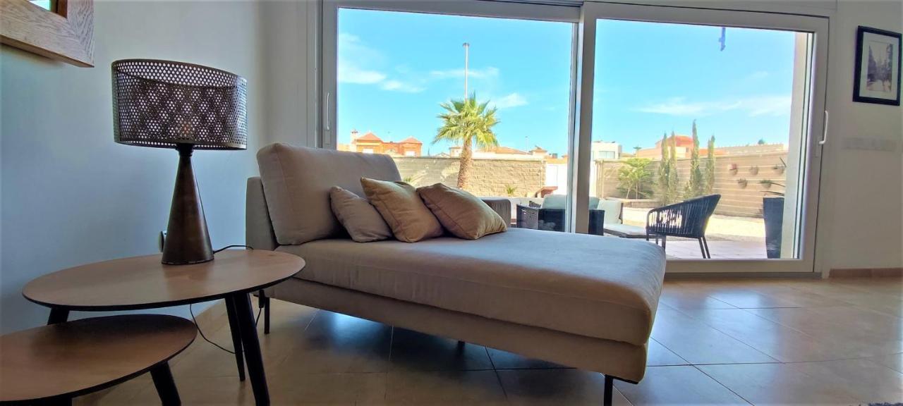 5 Bedrooms Private House 300M From Beach Рокетас-де-Мар Экстерьер фото