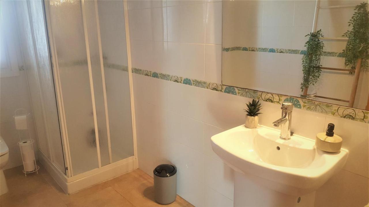 5 Bedrooms Private House 300M From Beach Рокетас-де-Мар Экстерьер фото