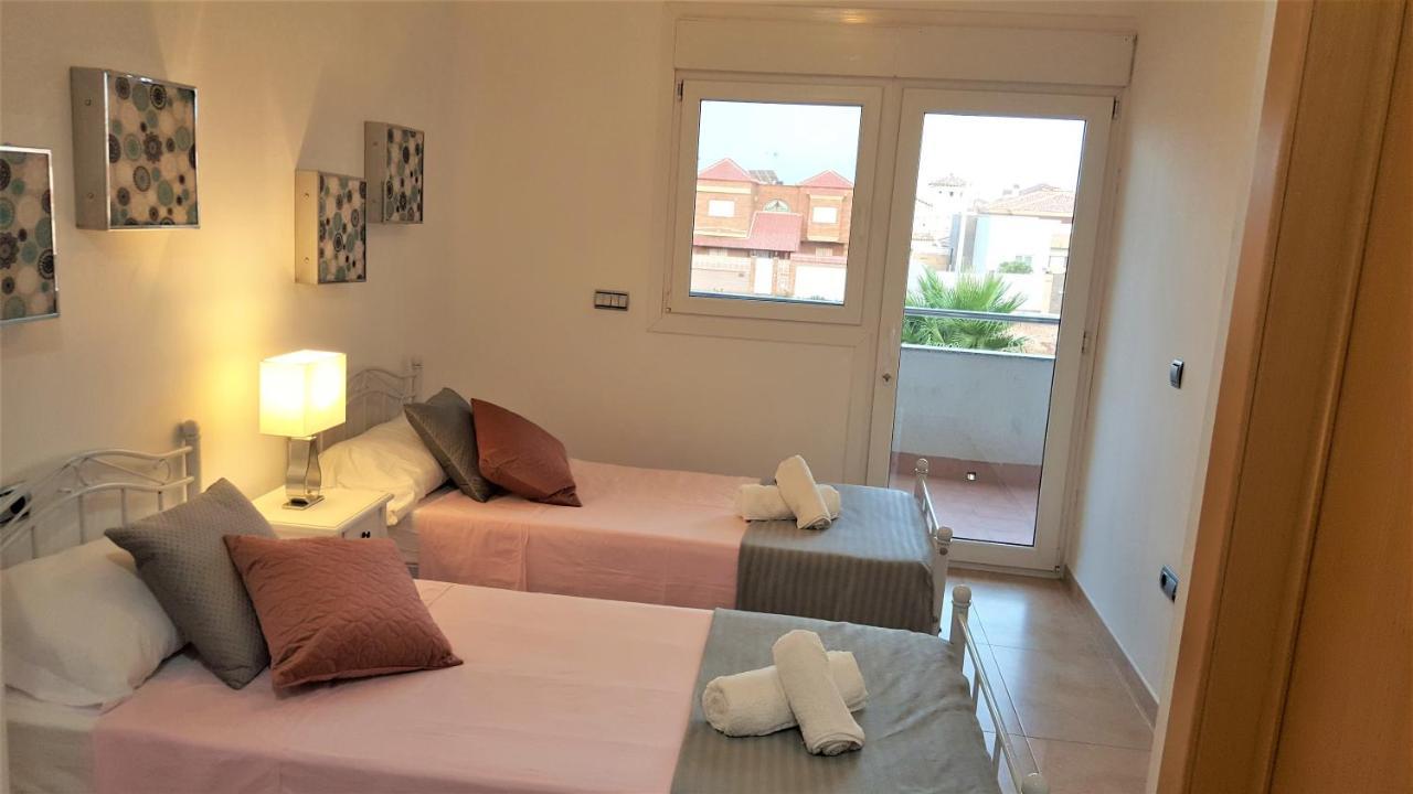 5 Bedrooms Private House 300M From Beach Рокетас-де-Мар Экстерьер фото