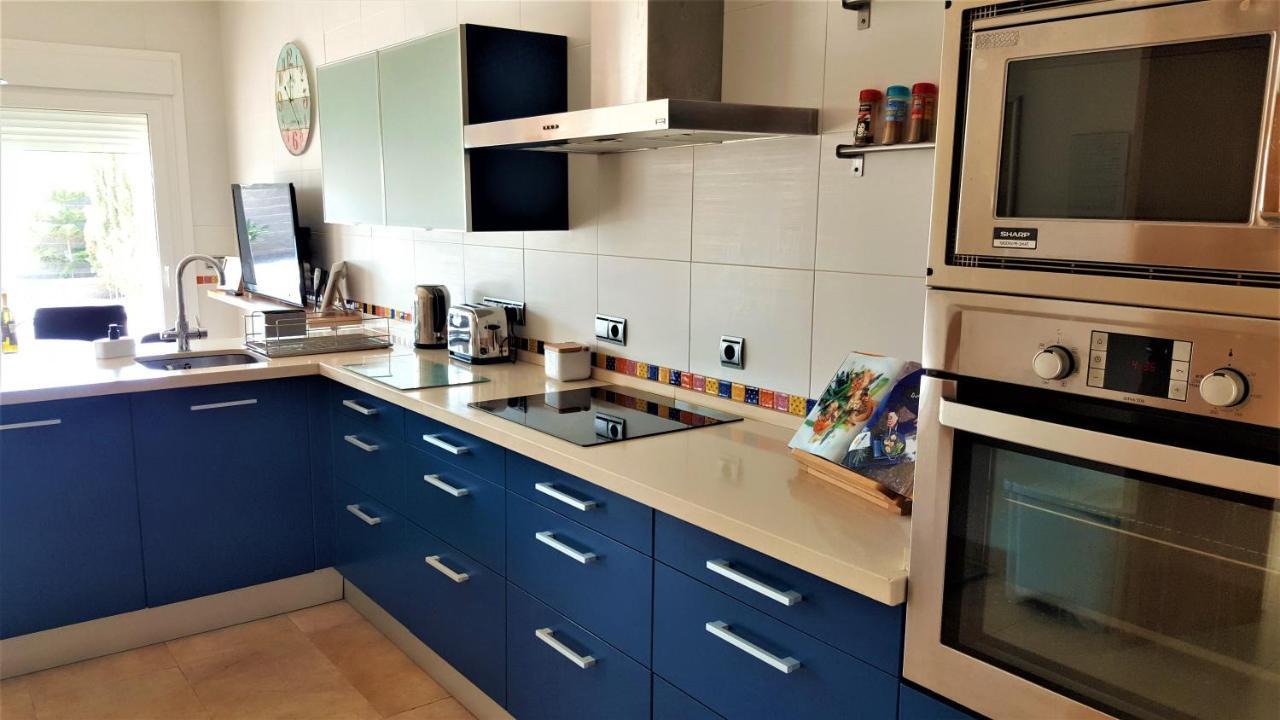 5 Bedrooms Private House 300M From Beach Рокетас-де-Мар Экстерьер фото