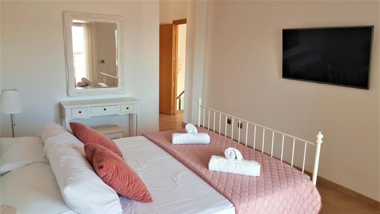 5 Bedrooms Private House 300M From Beach Рокетас-де-Мар Экстерьер фото