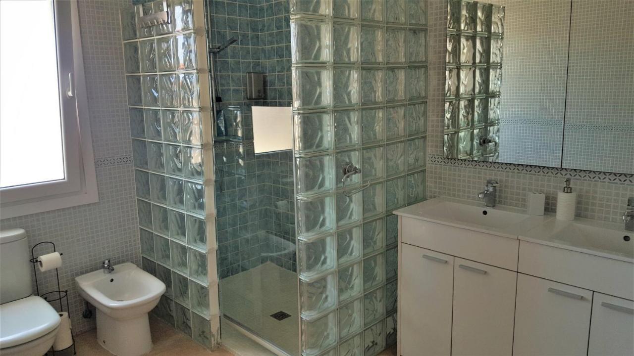 5 Bedrooms Private House 300M From Beach Рокетас-де-Мар Экстерьер фото